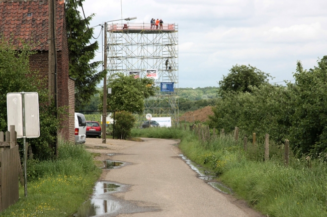 Op 16 mei 2009 heeft NV De Scheepvaart de locaties Hochter Bampd en Herbricht opengesteld voor geïnteresseerden die onder begeleiding het terrein konden bezoeken. In Herbricht had men zelfs een uitzichttoren gebouwd van 15m hoog om bezoekers een overzicht te geven van de omgeving die in de komende tijd op de schop gaat. Op 16 mei 2009 heeft NV De Scheepvaart de locaties Hochter Bampd en Herbricht opengesteld voor geïnteresseerden die onder begeleiding het terrein konden bezoeken. In Herbricht had men zelfs een uitzichttoren gebouwd van 15m hoog om bezoekers een overzicht te geven van de omgeving die in de komende tijd op de schop gaat.