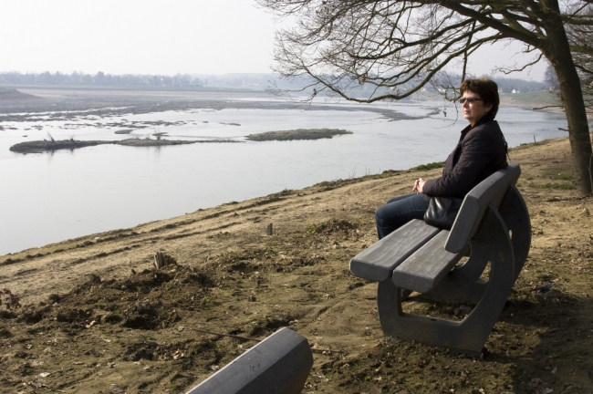 Door de afgravingen zijn grint-eilandjes in de Maas ontstaan die natuurljk aandoen. Een echt eldorado voor de vele watervogels die de grensmaas bezoeken. Door de afgravingen zijn grint-eilandjes in de Maas ontstaan die natuurljk aandoen. Een echt eldorado voor de vele watervogels die de grensmaas bezoeken.