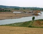 Hier zie je hoever de ontgrinding de Kasteelhoeve Hartelstein al is genaderd. (28-6-2010 - Jan Dolmans)