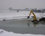 Door de winterse omstandigheden zijn de werkzaamheden op een lager pitje gezet.  (20-12-2010 - Jan Dolmans)