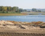 Wat er nog van het oude grintgat (5ha) over is. De watervogels varen er wel bij. (11-10-2015 - Jan Dolmans)