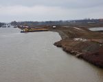 Aanleg passeervak tussen brug Bunde en brug Itteren vordert gestaag. (28-3-2018 - Han Hamakers)